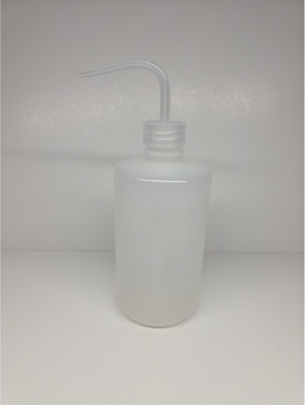 1 Pc Lab Squeeze Bottle, Plastic Round Wash Bottle 500ml